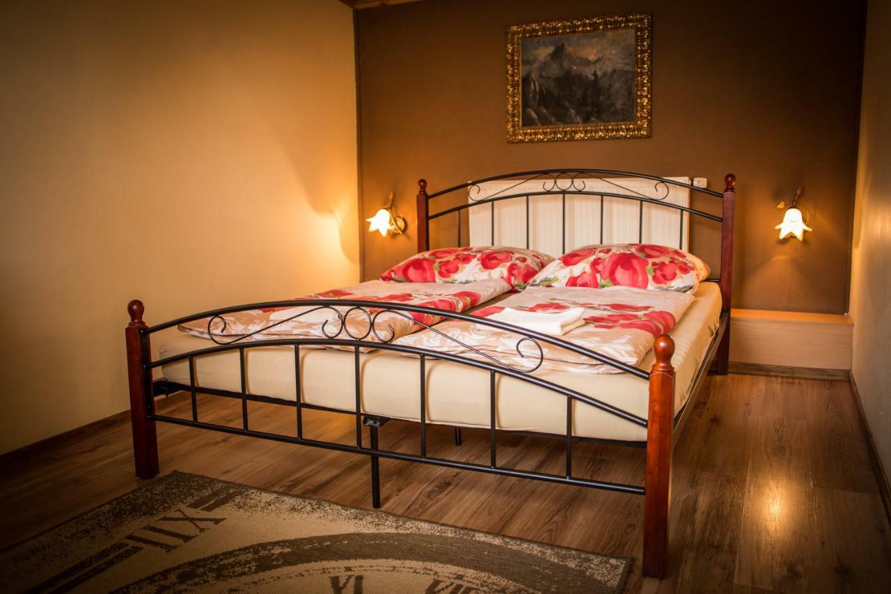 Privat Milan Hotel ฮราบูชิเซ ภายนอก รูปภาพ